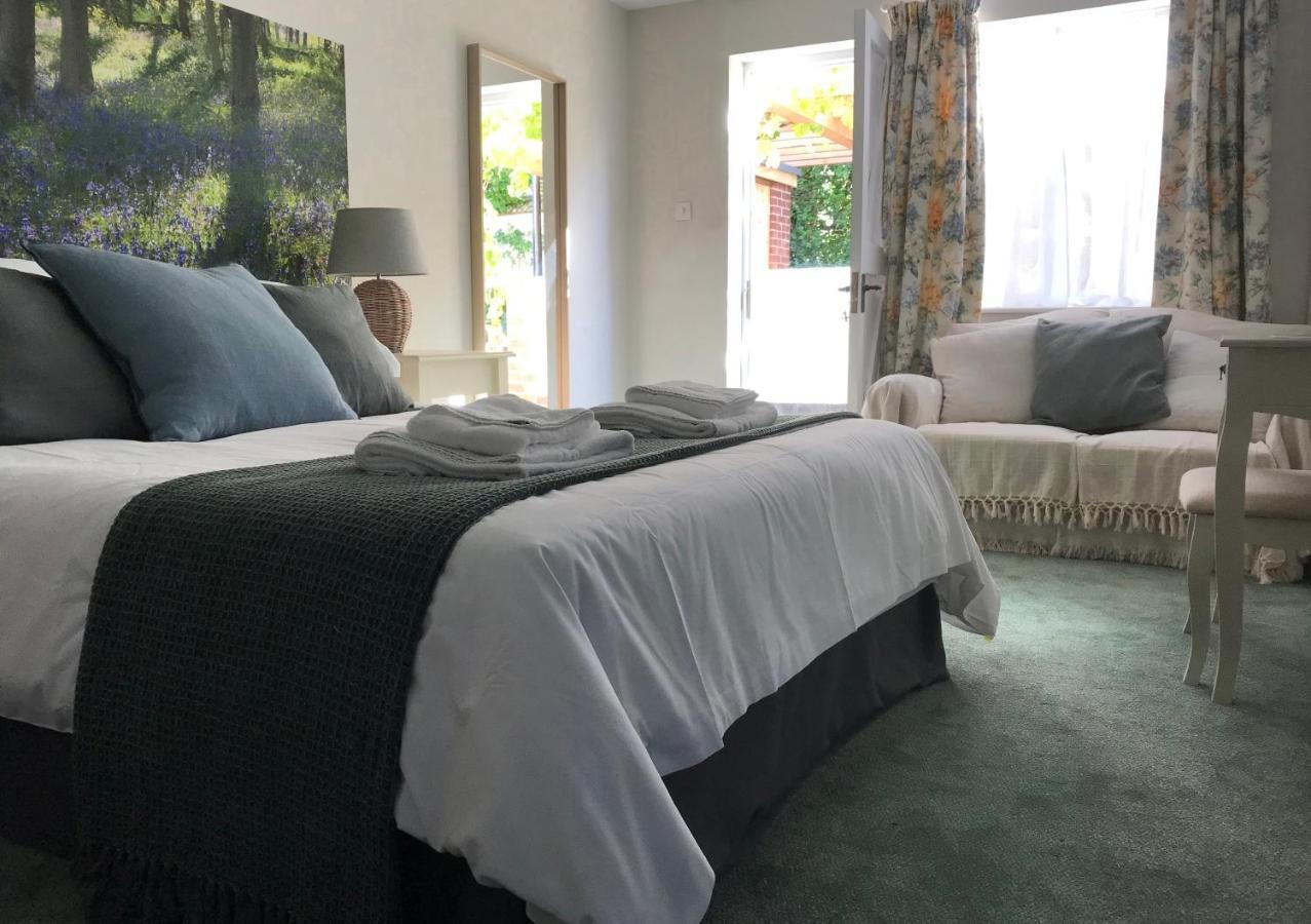 Hotel The Queen'S Head At Broad Chalke Exteriér fotografie