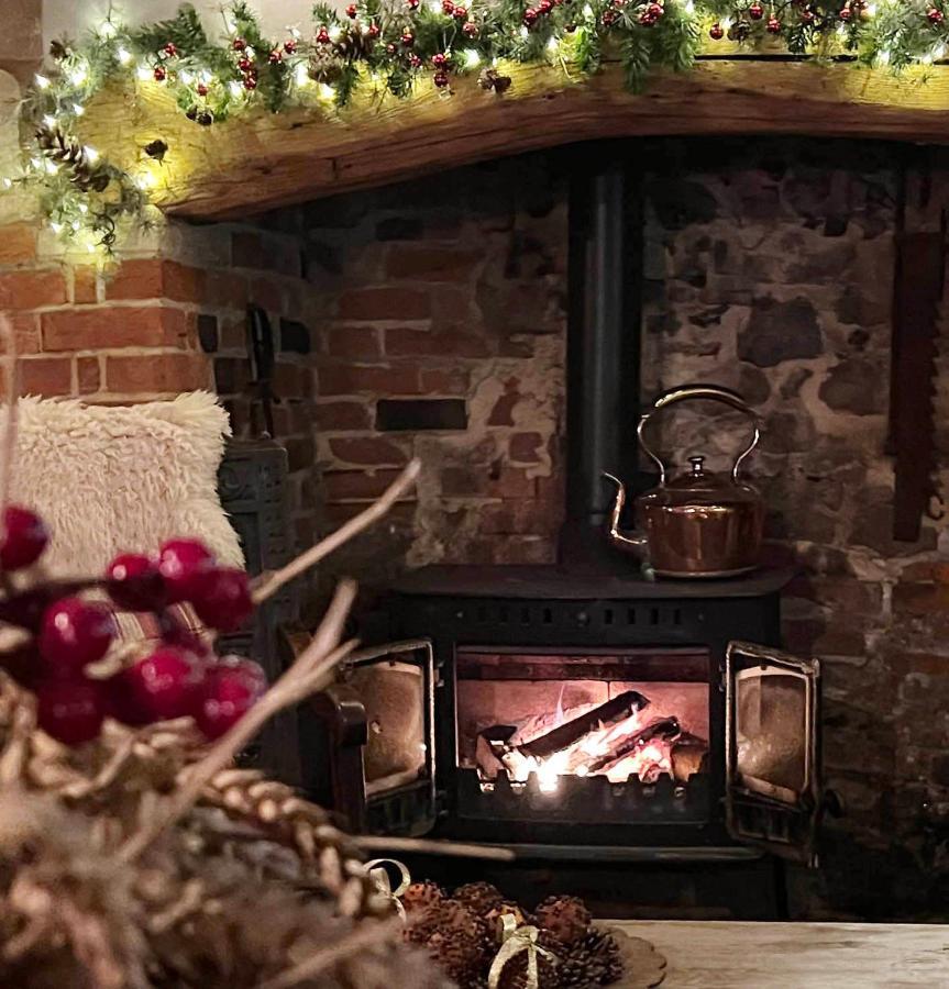 Hotel The Queen'S Head At Broad Chalke Exteriér fotografie